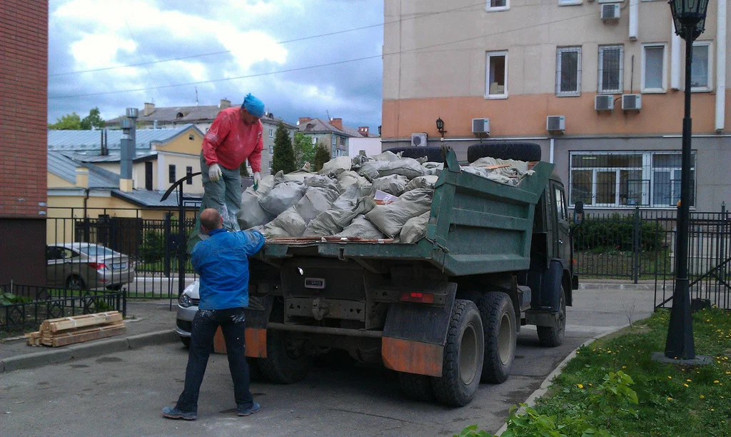 Вывоз строительного мусора в Белой Калитве от 1659 руб. – ПроМусор