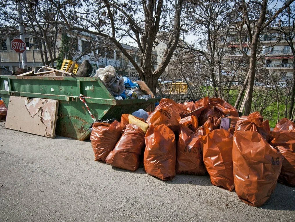 Круглосуточный вывоз мусора в Белой Калитве в октябре