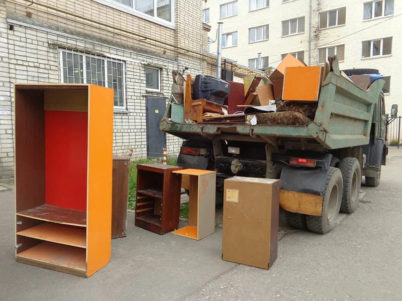 Вывоз шкафа в Белой Калитве от ПроМусор — недорого, демонтаж, утилизация, вывоз из квартиры от 882 руб